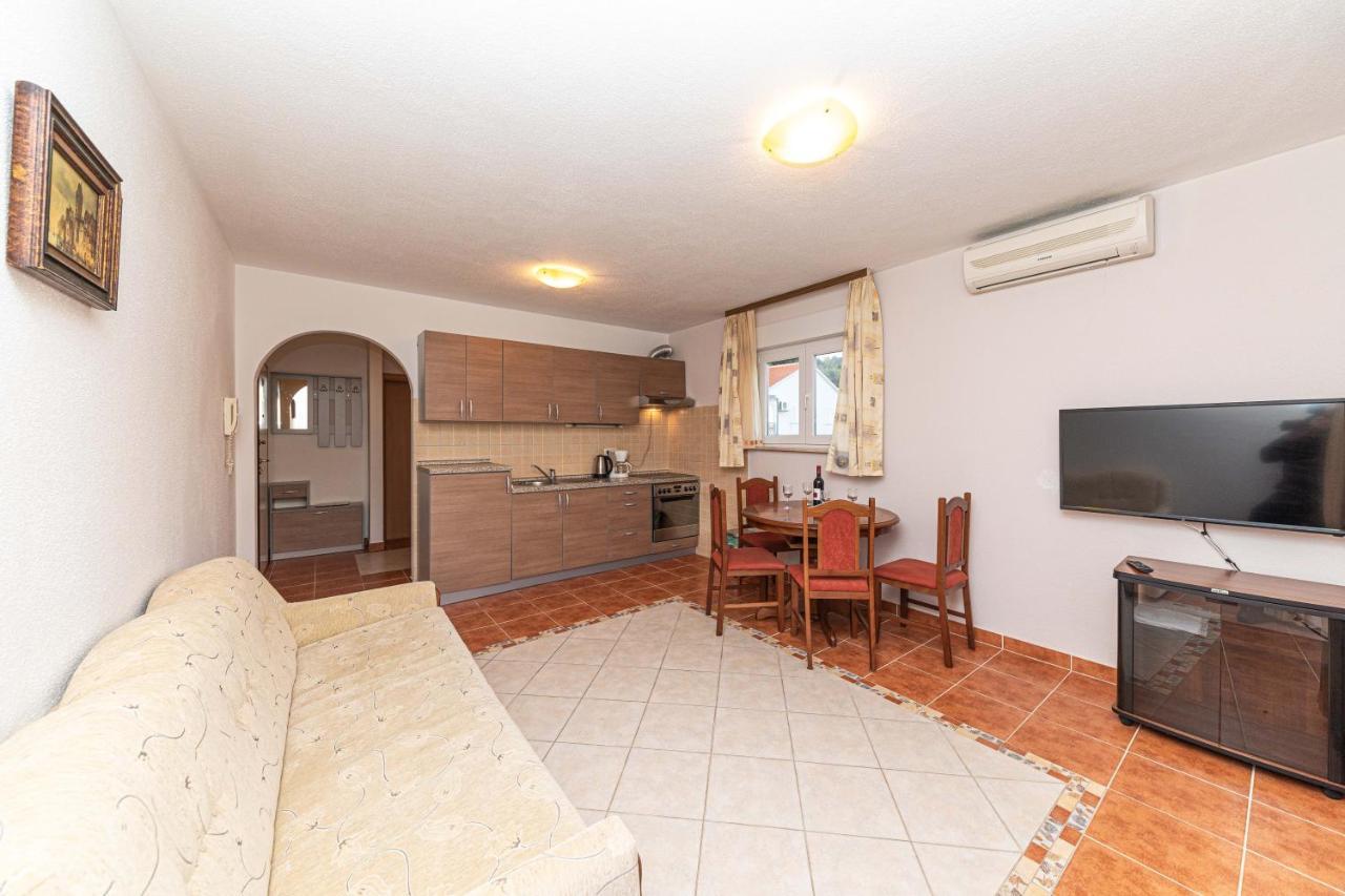Sea View Apartments Sirena Okrug Gornji Kültér fotó